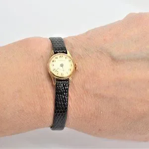 Cortina | Accessories | Vintage Swiss Cortina Ladies Watch  display picture 2